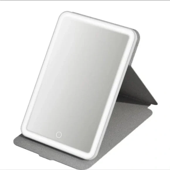 Impressions Vanity LED Light Up Bling Folio Makeup Mirror Silver BNIB
